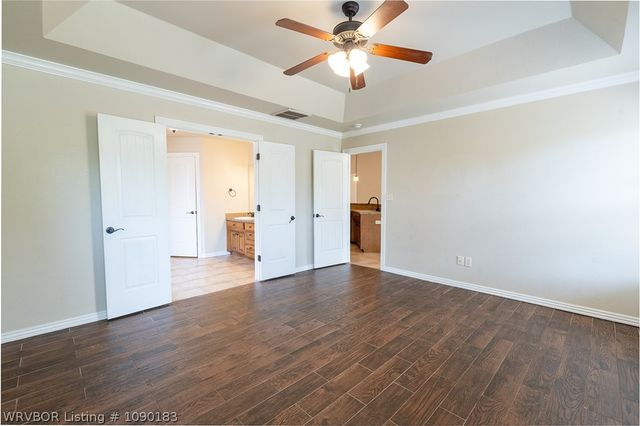 2001 Yukon Drive, Barling, AR 72923