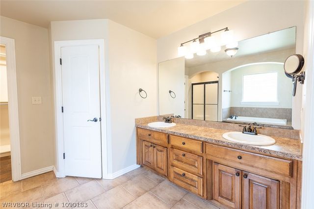 2001 Yukon Drive, Barling, AR 72923
