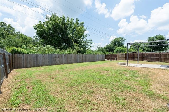 2001 Yukon Drive, Barling, AR 72923