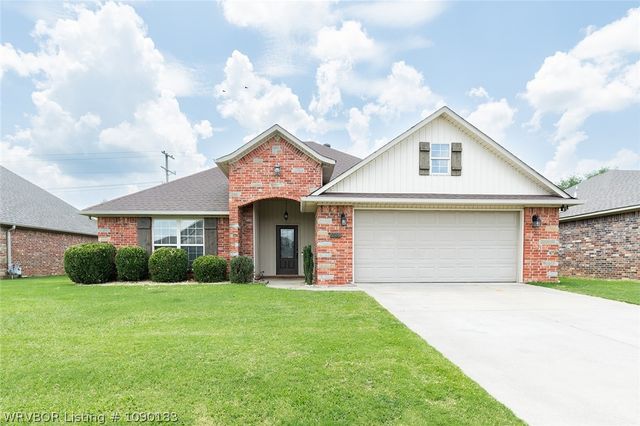 2001 Yukon Drive, Barling, AR 72923