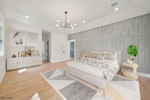 5 FOXCROFT DRIVE, Livingston Twp., NJ 07039