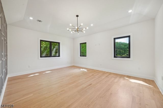 5 FOXCROFT DRIVE, Livingston Twp., NJ 07039