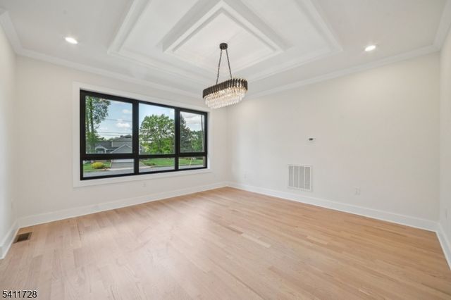 5 FOXCROFT DRIVE, Livingston Twp., NJ 07039