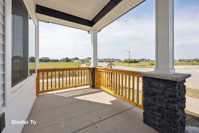 916 Sawgrass Drive, Norwalk, IA 50211