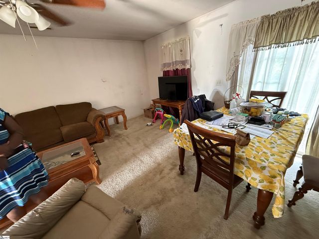 717 Cassie Marie Court, Duncan, SC 29334