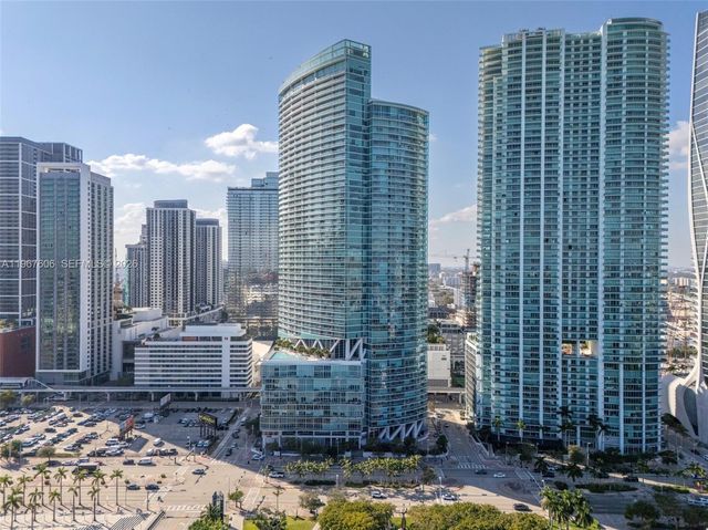888 Biscayne Blvd 910, Miami, FL 33132