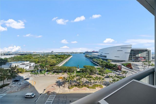 888 Biscayne Blvd 910, Miami, FL 33132