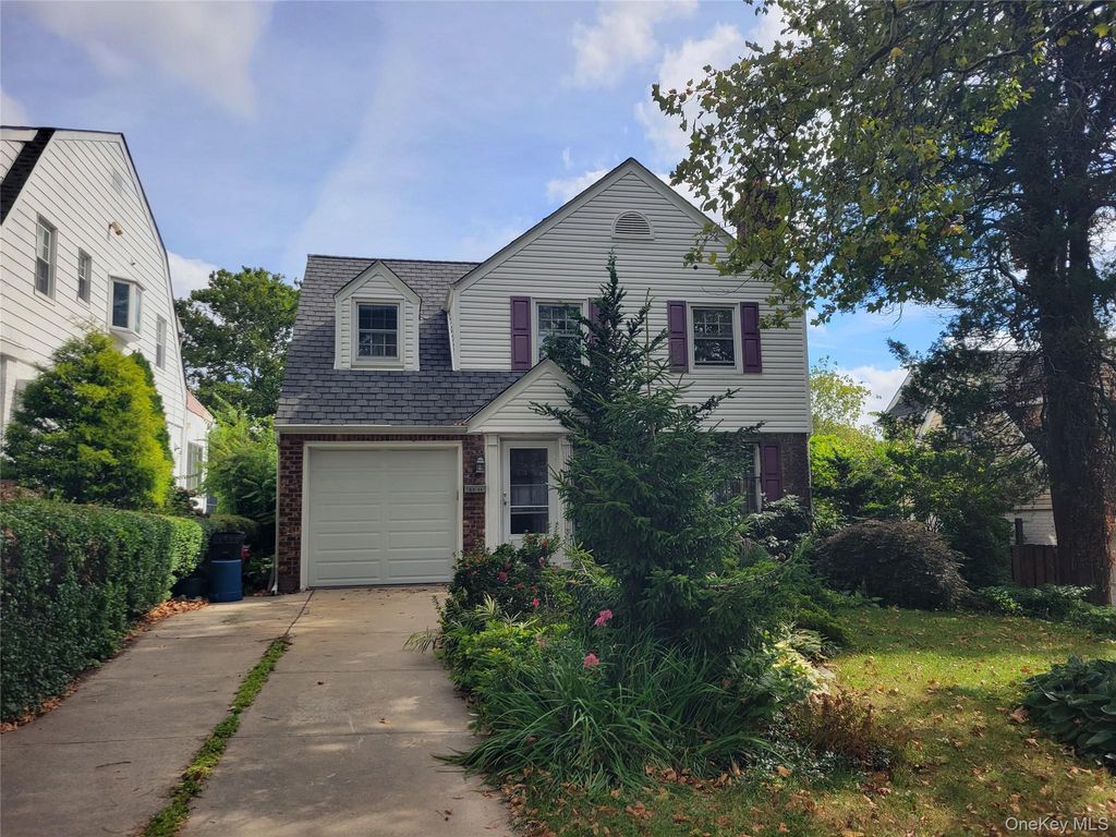 53-11 251st Place, Little Neck, NY 11362 — photo 2