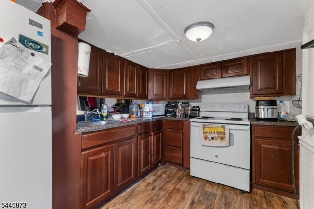 135 Melrose Ave, Irvington Twp., NJ 07111