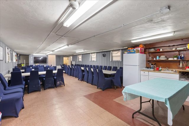 26 Mansfield St, Somerville, MA 02143