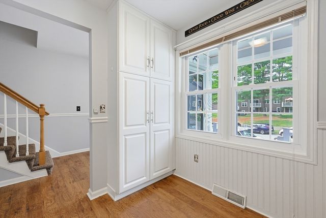 206 Laurelwood Dr 206, Hopedale, MA 01747