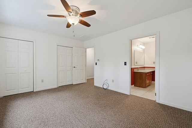 206 Laurelwood Dr 206, Hopedale, MA 01747