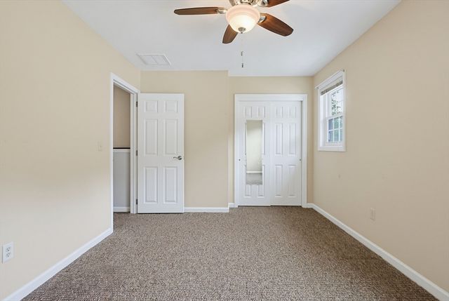 206 Laurelwood Dr 206, Hopedale, MA 01747