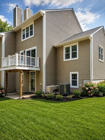 206 Laurelwood Dr 206, Hopedale, MA 01747