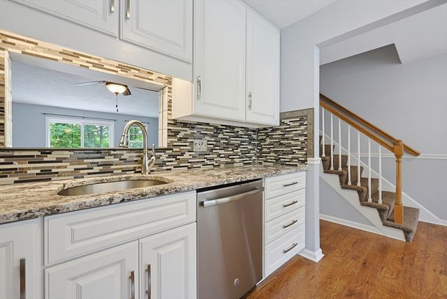 206 Laurelwood Dr 206, Hopedale, MA 01747