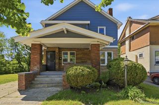 693 Calvert Street, Detroit, MI 48202