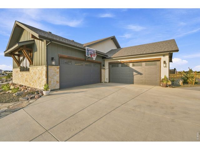 951 Warbling Dr, Windsor, CO 80550