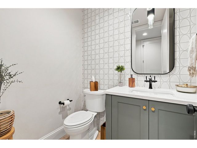 951 Warbling Dr, Windsor, CO 80550