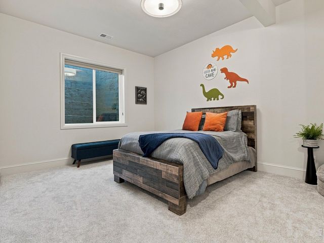 951 Warbling Dr, Windsor, CO 80550