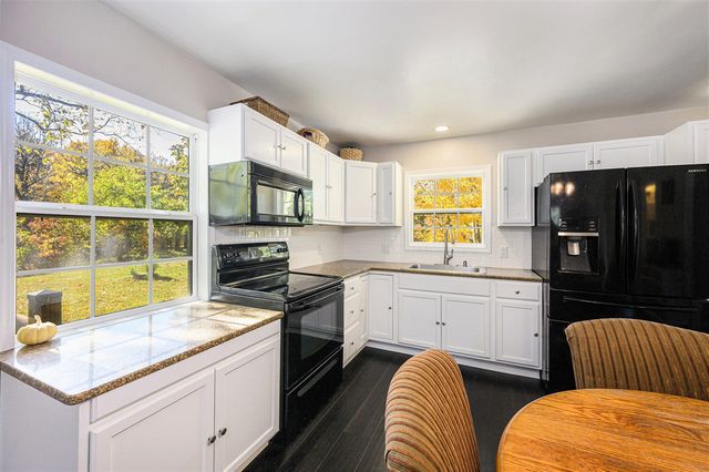 8560 Stadium Drive, Kalamazoo, MI 49009