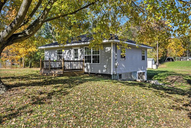 8560 Stadium Drive, Kalamazoo, MI 49009