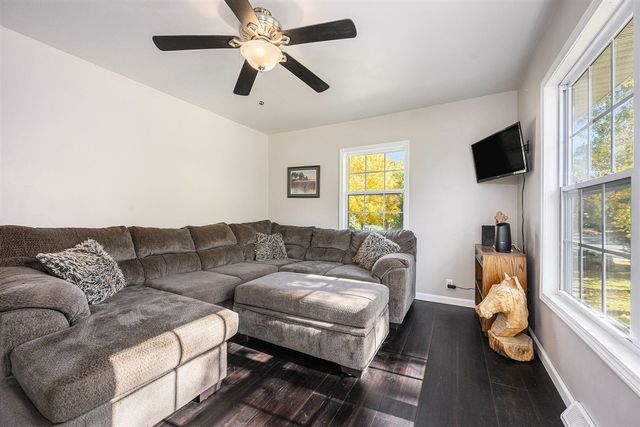 8560 Stadium Drive, Kalamazoo, MI 49009