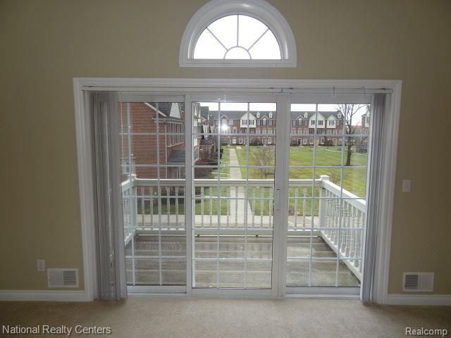 45707 N Stonewood Road, Canton, MI 48187