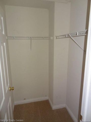 45707 N Stonewood Road, Canton, MI 48187