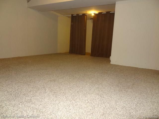 45707 N Stonewood Road, Canton, MI 48187