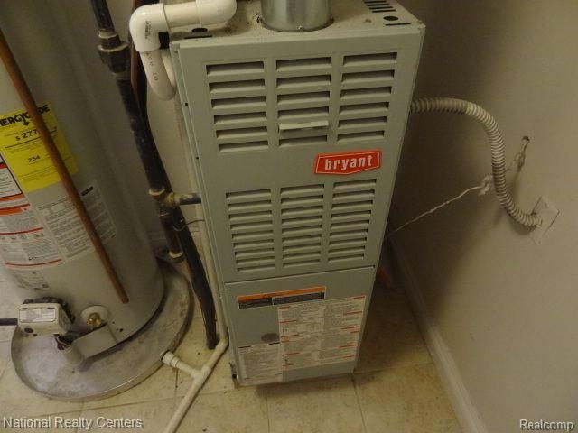 45707 N Stonewood Road, Canton, MI 48187