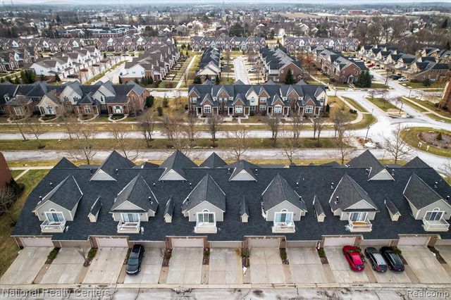 45707 N Stonewood Road, Canton, MI 48187