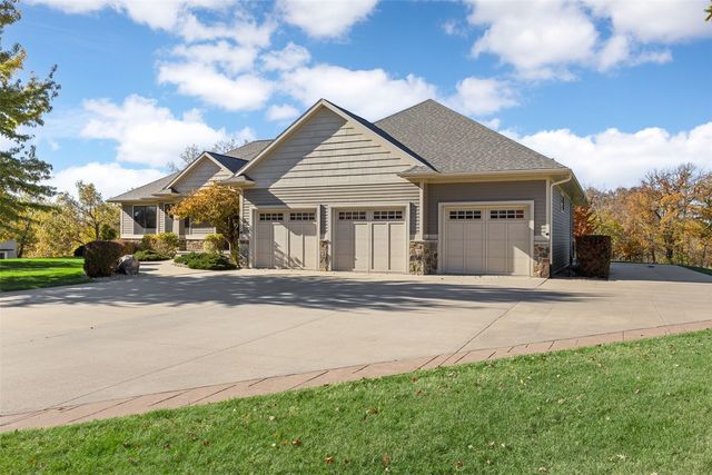 1344 Spring Ridge Ct. NE, Swisher, IA 52338