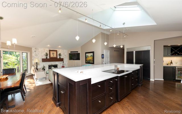 7215 DEER LAKE Court, Independence Charter Township, MI 48346