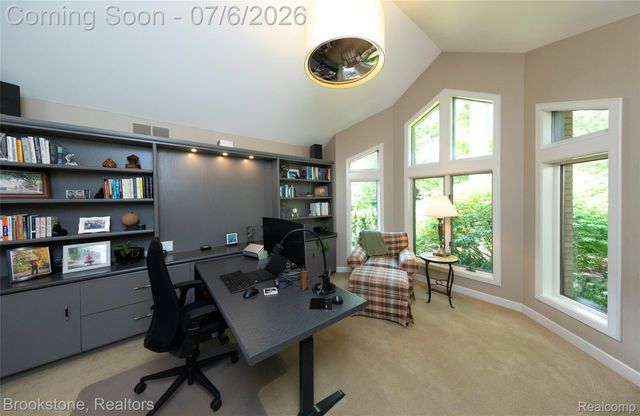 7215 DEER LAKE Court, Independence Charter Township, MI 48346