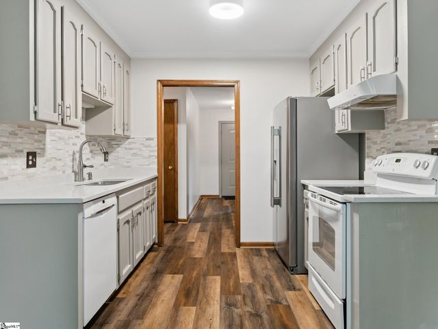 1606 Winding Way, Taylors, SC 29687