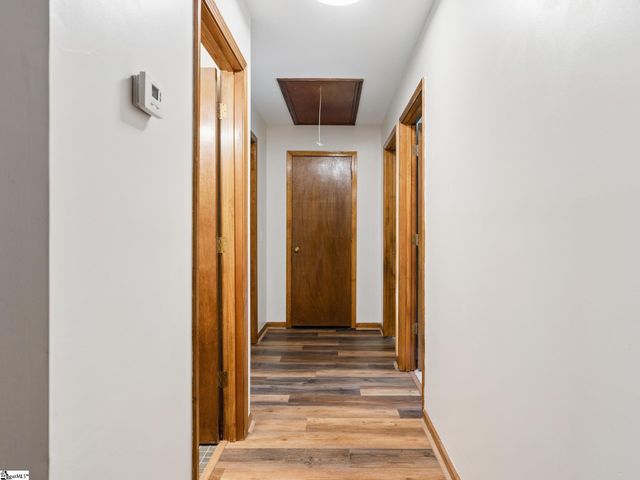 1606 Winding Way, Taylors, SC 29687