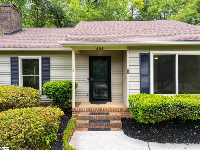 1606 Winding Way, Taylors, SC 29687