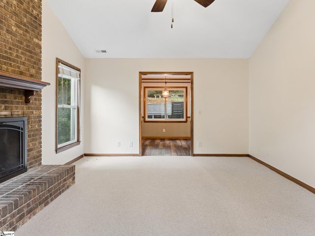 1606 Winding Way, Taylors, SC 29687