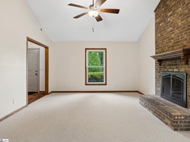 1606 Winding Way, Taylors, SC 29687