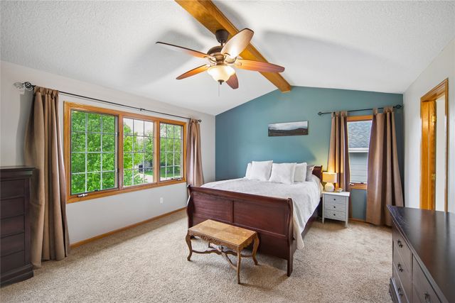 3466 Glenwood Drive, West Des Moines, IA 50265