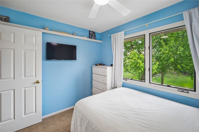 3466 Glenwood Drive, West Des Moines, IA 50265