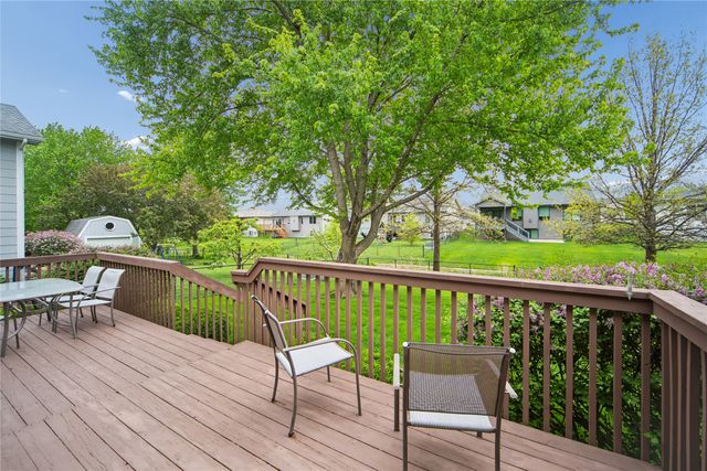 3466 Glenwood Drive, West Des Moines, IA 50265