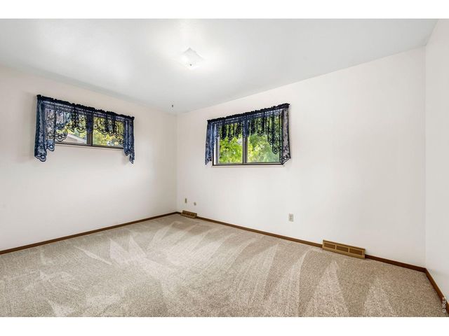 754 S Dotsero Dr, Loveland, CO 80537