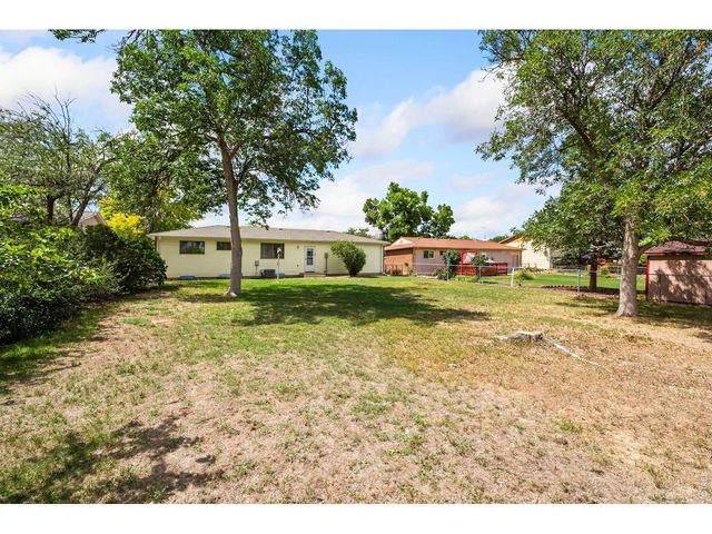 754 S Dotsero Dr, Loveland, CO 80537