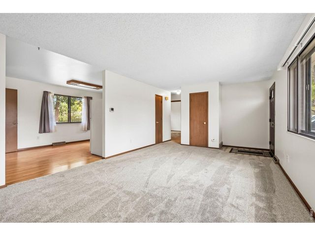 754 S Dotsero Dr, Loveland, CO 80537