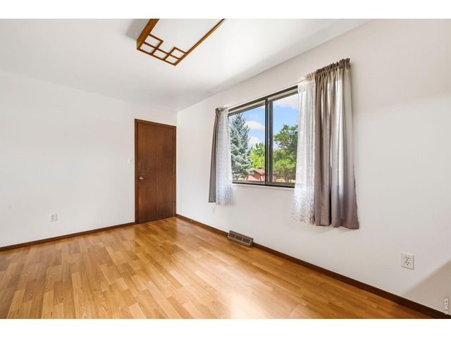 754 S Dotsero Dr, Loveland, CO 80537
