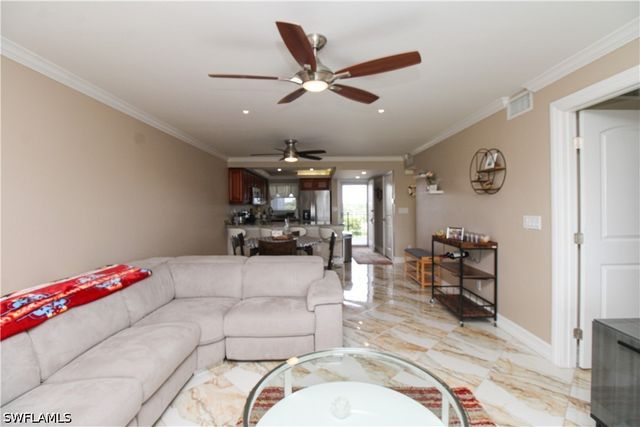 190 Pebble Beach BLVD 502, Naples, FL 34113
