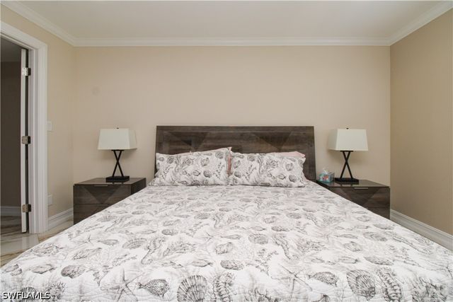 190 Pebble Beach BLVD 502, Naples, FL 34113