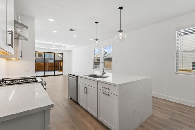 3504 Cloverleaf Lane, Sherman, TX 75092