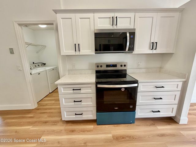 1328 Mandys Court, Melbourne, FL 32934